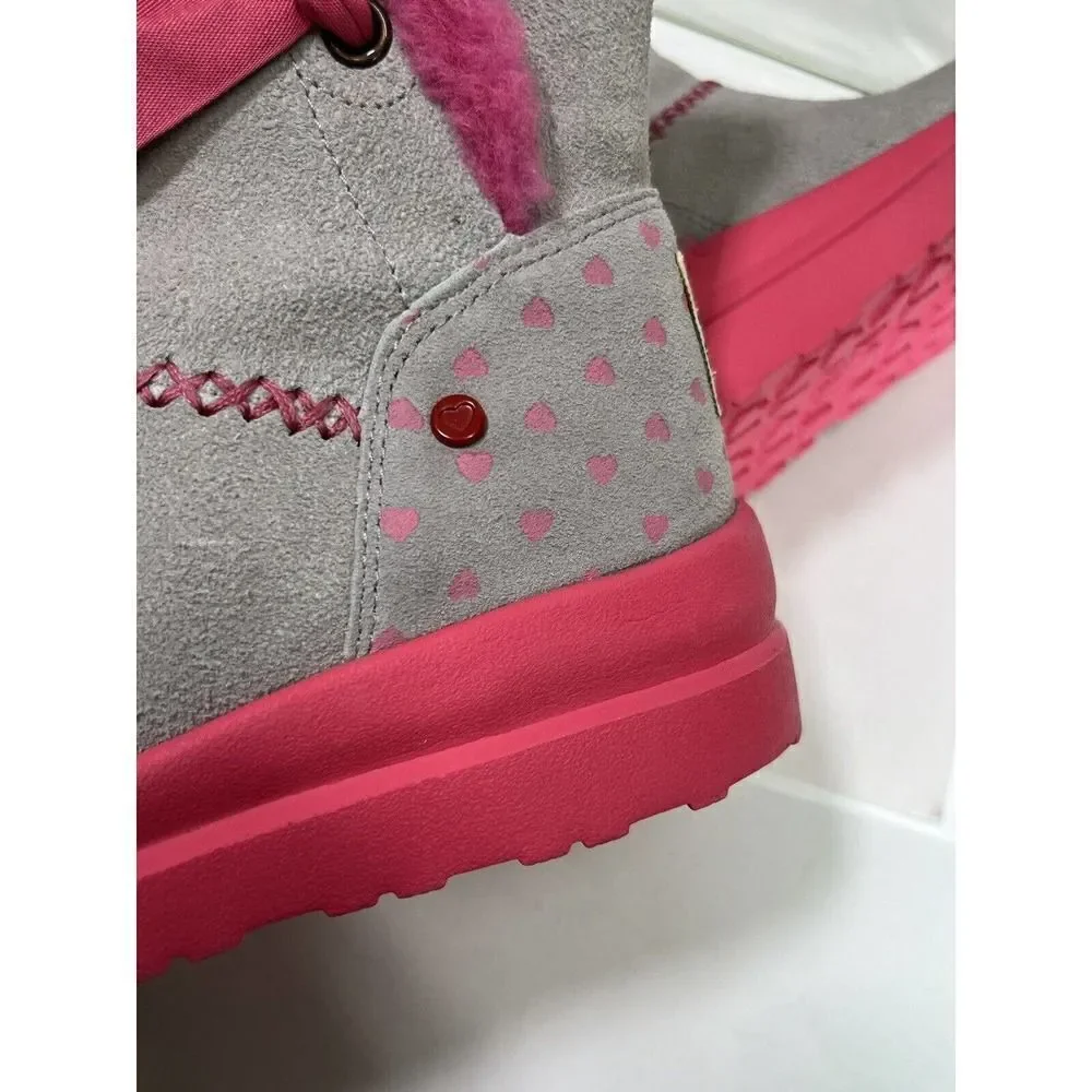 UGG Girls Knotty Boots Size 4 Youth Gray Suede Pink‎ Shearing Bow I heart